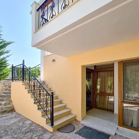 Victoria - 3 Bedroom With A Private Pool Villa