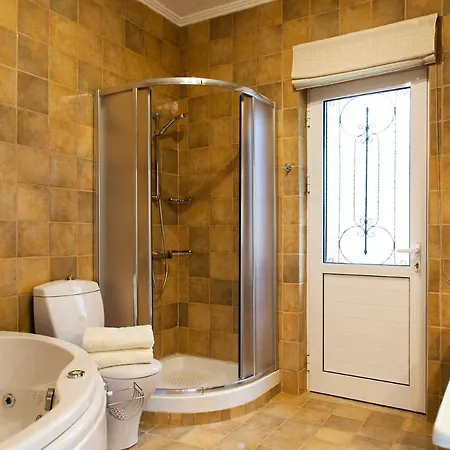Victoria - 3 Bedroom With A Private Pool 빌라 *