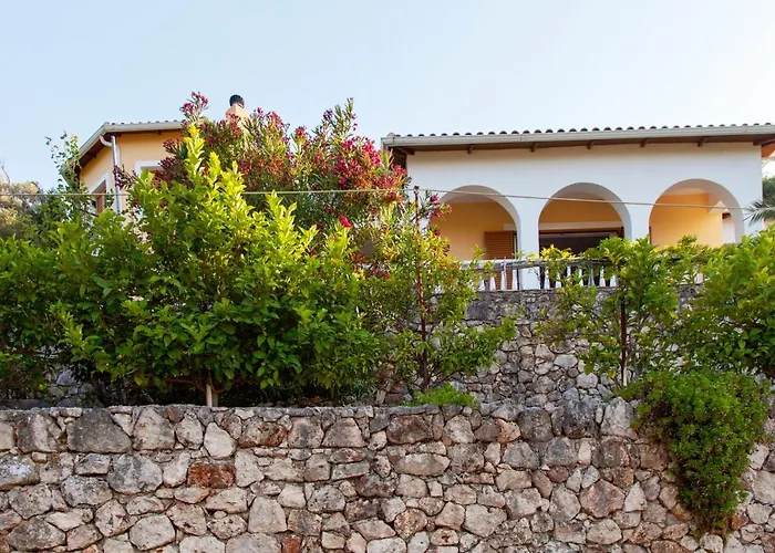 Villa Victoria - 3 Bedroom With A Private Pool *
