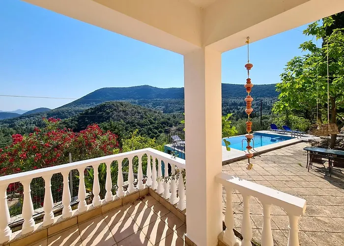 Victoria - 3 Bedroom With A Private Pool