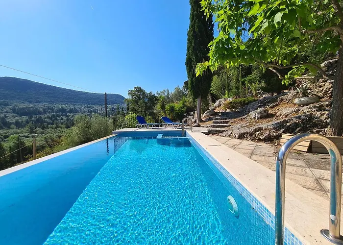 Villa Victoria - 3 Bedroom With A Private Pool *