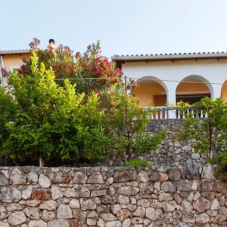 Villa Victoria - 3 Bedroom With A Private Pool *
