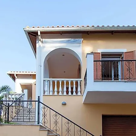 Villa Victoria - 3 Bedroom With A Private Pool