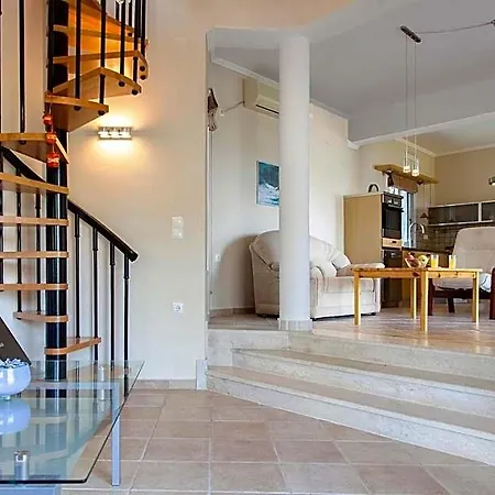 Victoria - 3 Bedroom With A Private Pool Villa