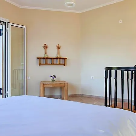 Victoria - 3 Bedroom With A Private Pool Villa