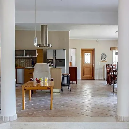 Victoria - 3 Bedroom With A Private Pool Villa